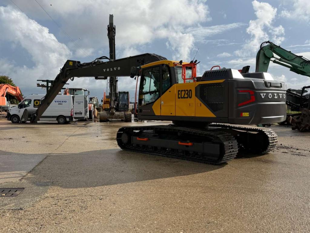Volvo EC230F-LR Foto 4