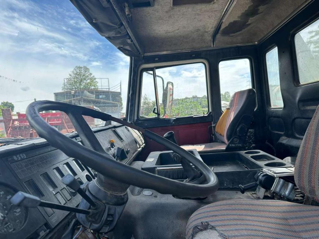 Fiat Iveco 330 26 Foto 4