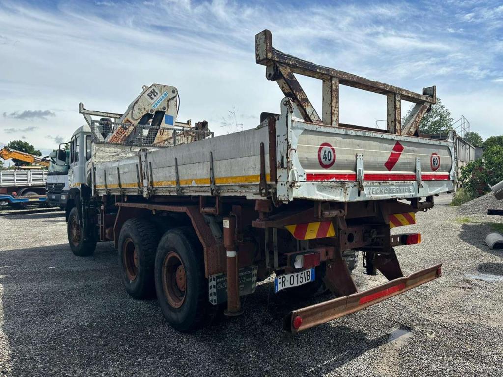 Fiat Iveco 330 26 Foto 5