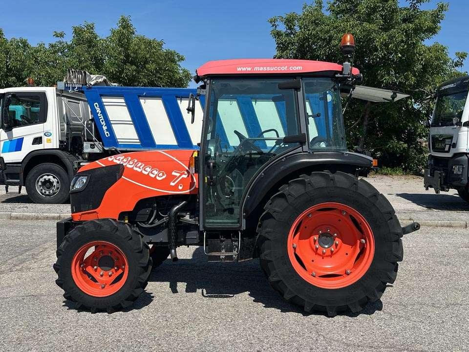 Kubota M8540 4x4 Foto 2
