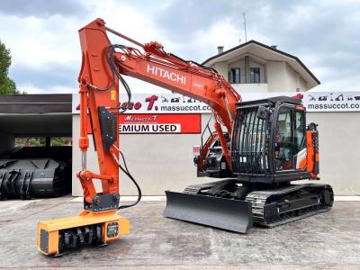 Hitachi ZX135US-7 vendida por Massucco T. Srl