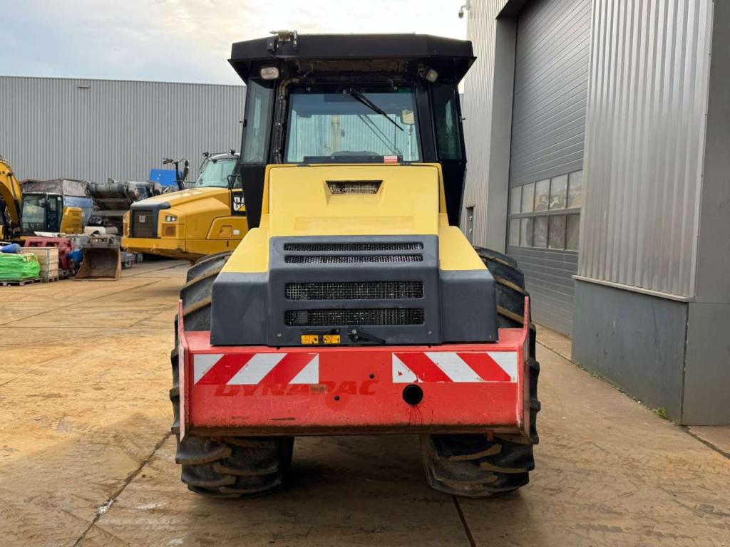 Dynapac CA302PD (13.6t) Foto 4