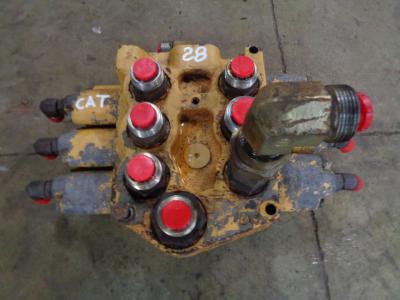 Distribuidor hidraulico para Caterpillar 928 F vendida por PRV Ricambi Srl