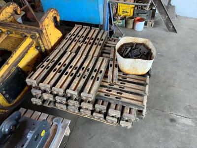 Caterpillar 307C vendida por Omeco Spa