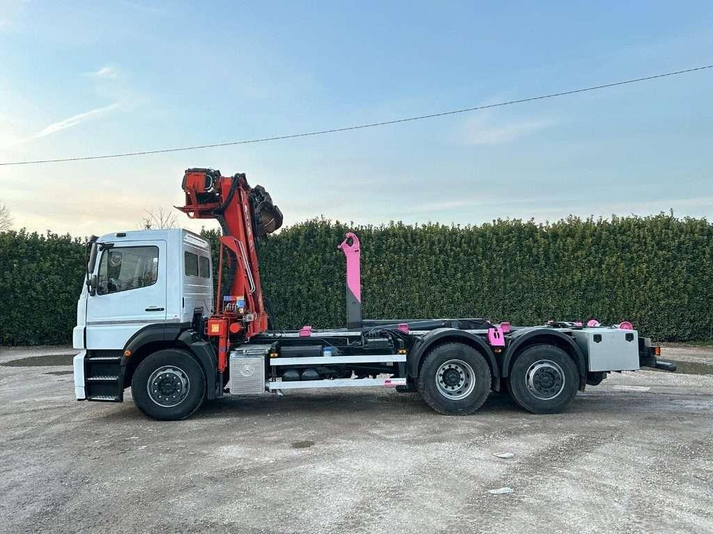 Mercedes-Benz AXOR 2533 Foto 5