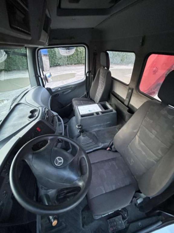 Mercedes-Benz AXOR 2533 Foto 9