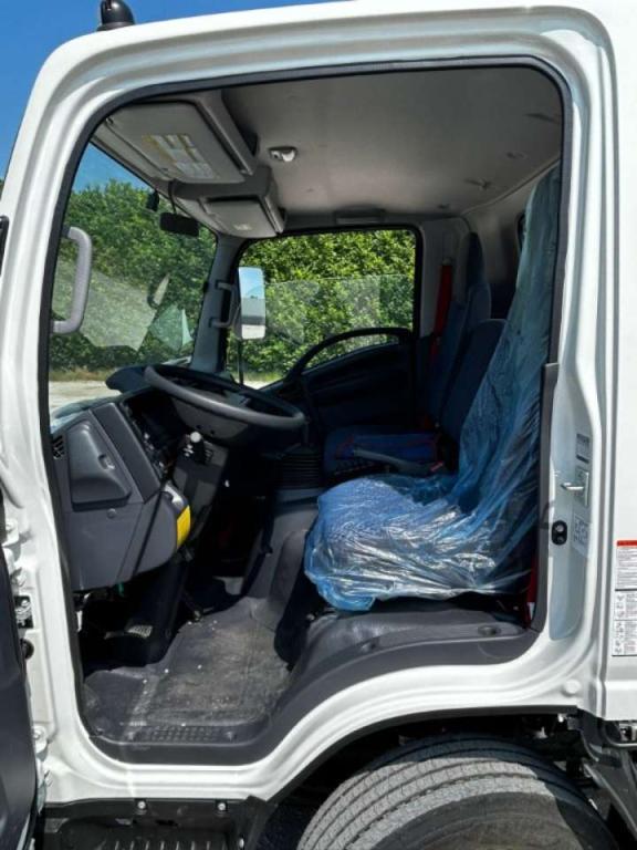 Isuzu P75 NUOVO SCARRABILE Foto 10