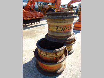 Llanta para Hitachi ZW220 vendida por OLM 90 Srl
