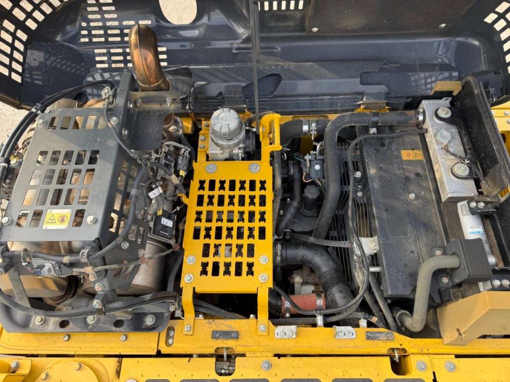 Komatsu PC210 NLC-11 Foto 14