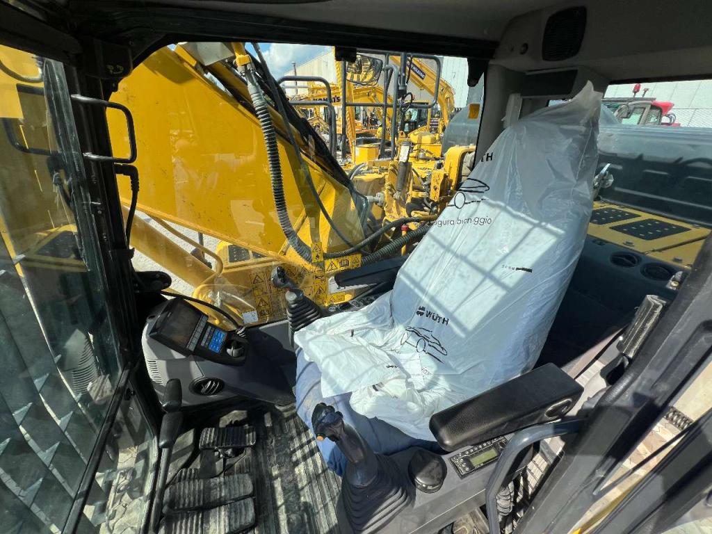 Komatsu PC230NHD-11E0 Foto 12