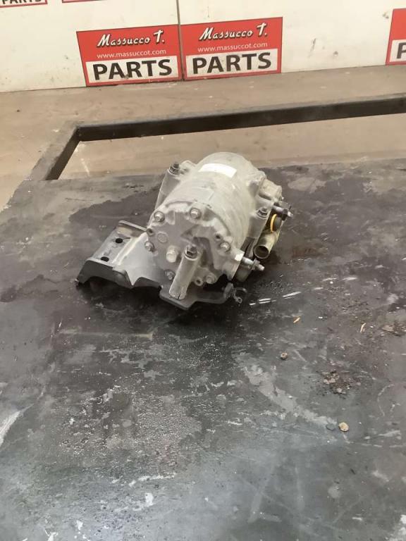 Compresor aire acondicionado para Volvo FH16 550 6x4 Foto 4