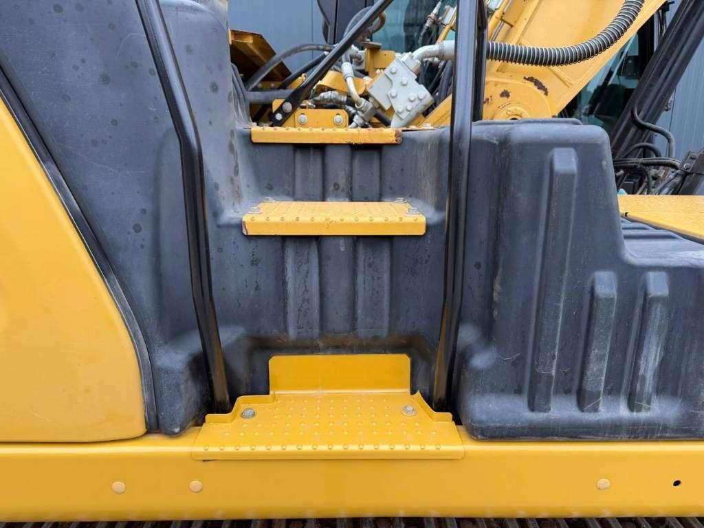 Caterpillar 330 07B Foto 11