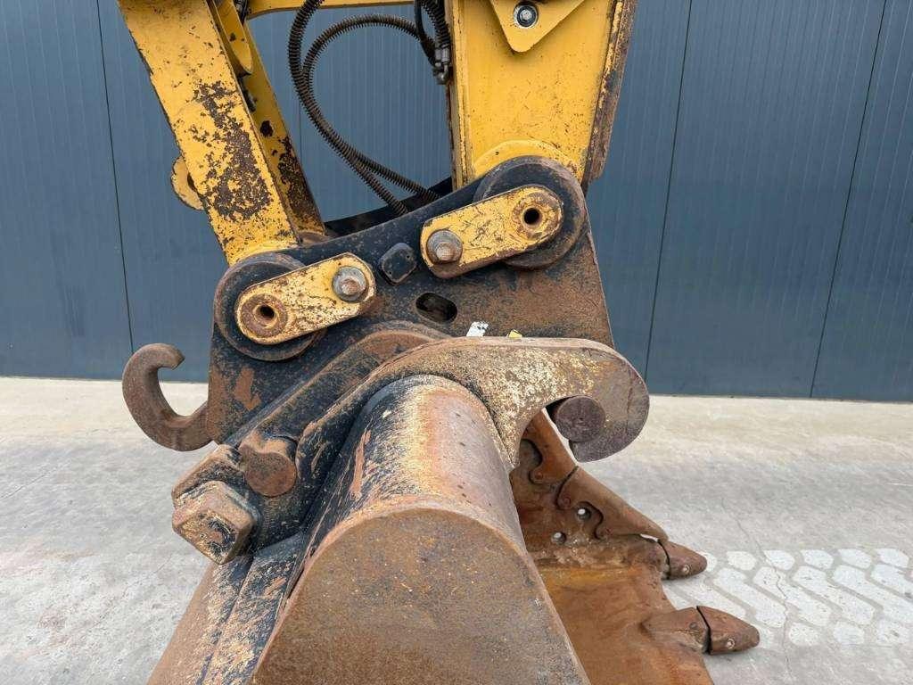 Caterpillar 330 07B Foto 17