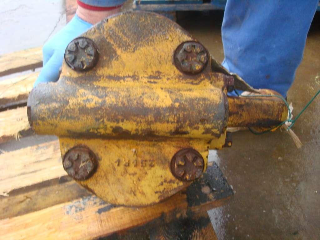 Bomba hidráulica para DOZER FIAT ALLIS AD20 Foto 3