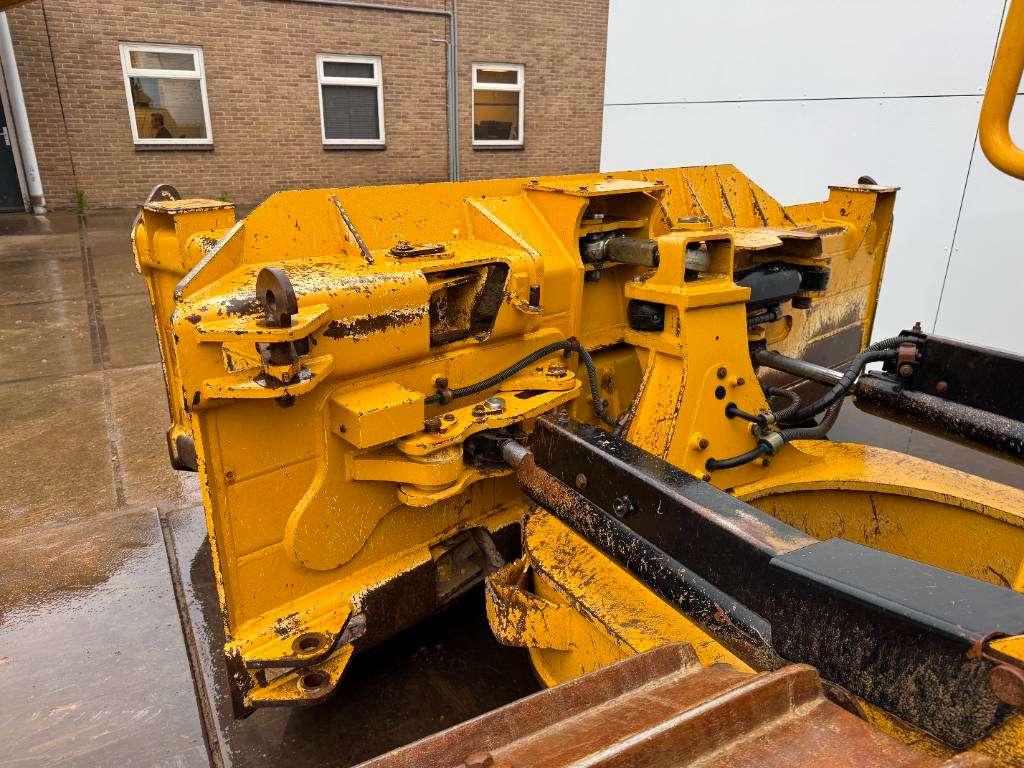 Caterpillar D6N LGP - German Machine / Folding Blade Foto 19