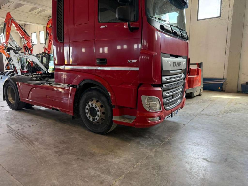 Daf 480 Foto 15