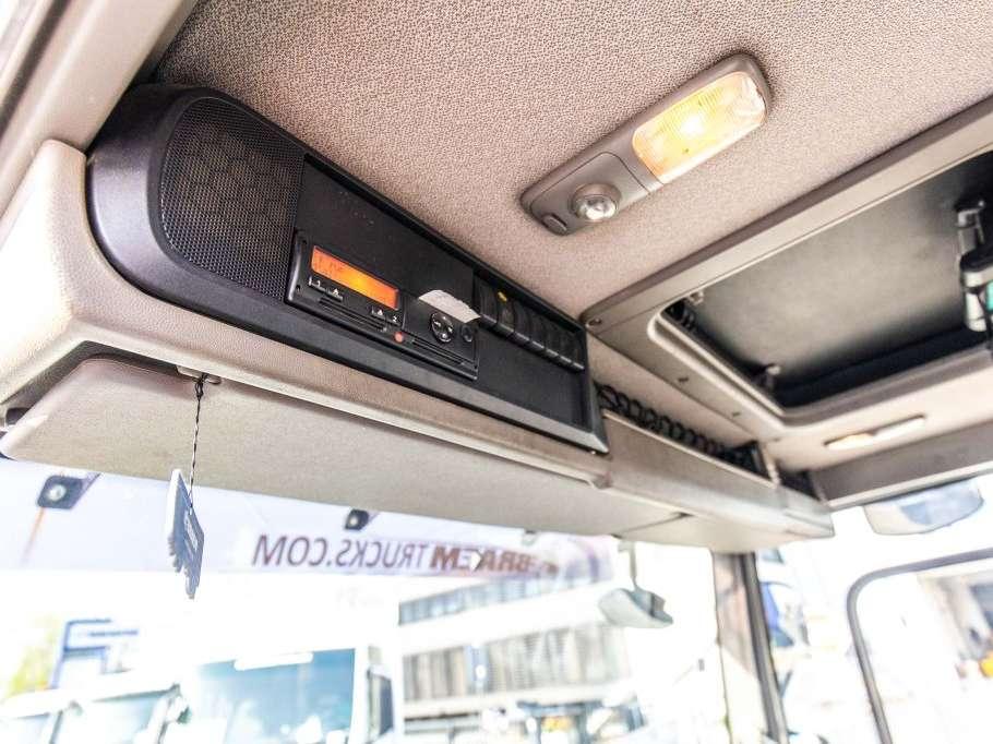 Daf CF 85.410-8X4+MARREL 22T Foto 16