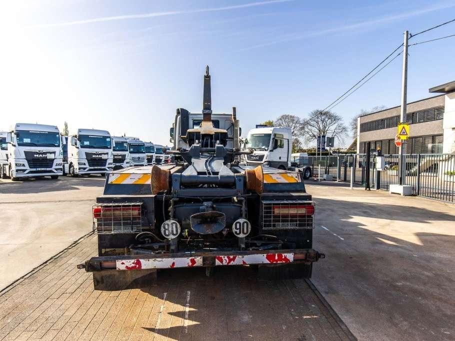 Daf CF 85.410-8X4+MARREL 22T Foto 2