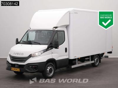 Iveco Daily 35S18 3.0L Automaat Laadklep 180PK Bakwagen ACC Airco Cruise Camera CarPlay 3,5t Trekgewicht vendida por BAS World B.V.