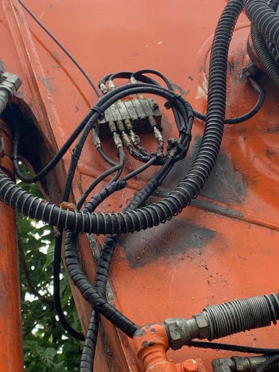 Hitachi ZX 240 N -5B Foto 3