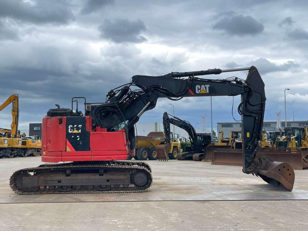 Caterpillar 325 F LCR Foto 6