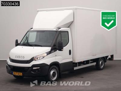 Iveco Daily 35S14 Automaat Laadklep Zijdeur Bakwagen Airco Cruise D'Hollandia Euro6 Meubelbak Koffer Möbe vendida por BAS World B.V.