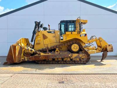 Caterpillar D8T - Ripper / German Machine vendida por Boss Machinery