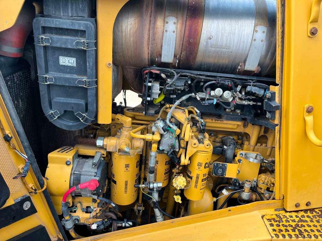 Caterpillar D8T - Ripper / German Machine Foto 24