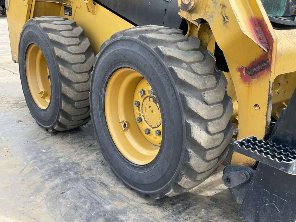 Caterpillar 226D3 Foto 13