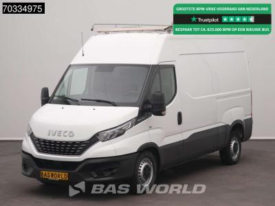 Iveco Daily 35S16 Automaat L2H2 3,5t Trekhaak LED Navi Airco Cruise Camera Imperiaal Euro6 L2 Airco Trekh vendida por BAS World B.V.