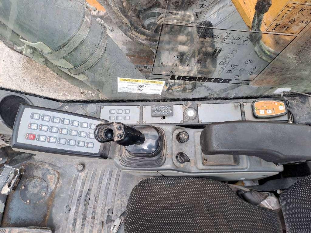 Liebherr R 946 LC Foto 29