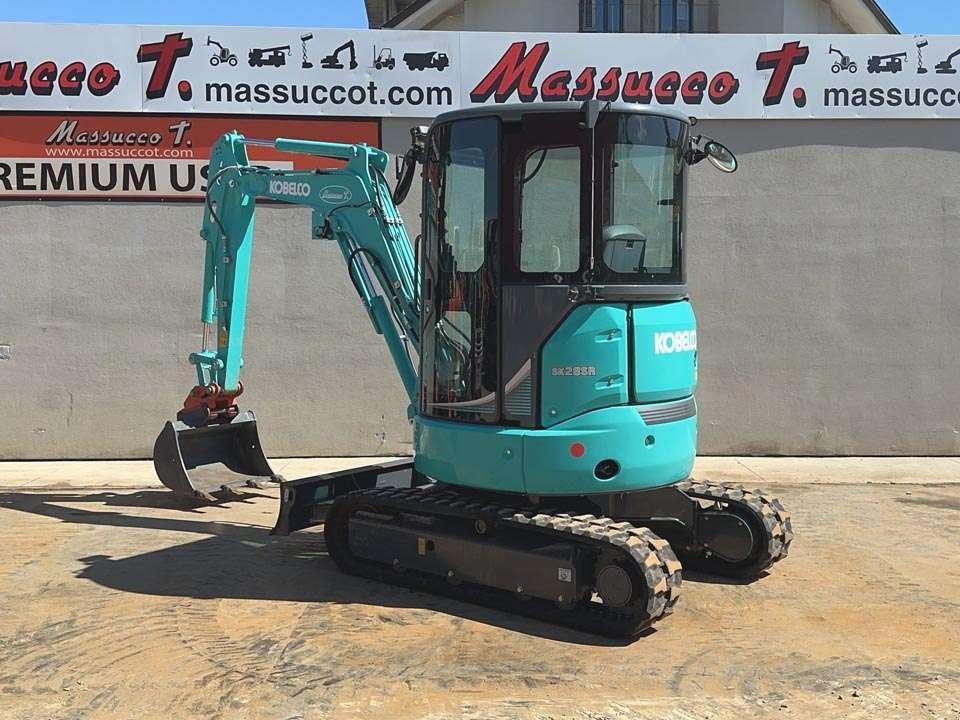 Kobelco SK28SR-6E Foto 3