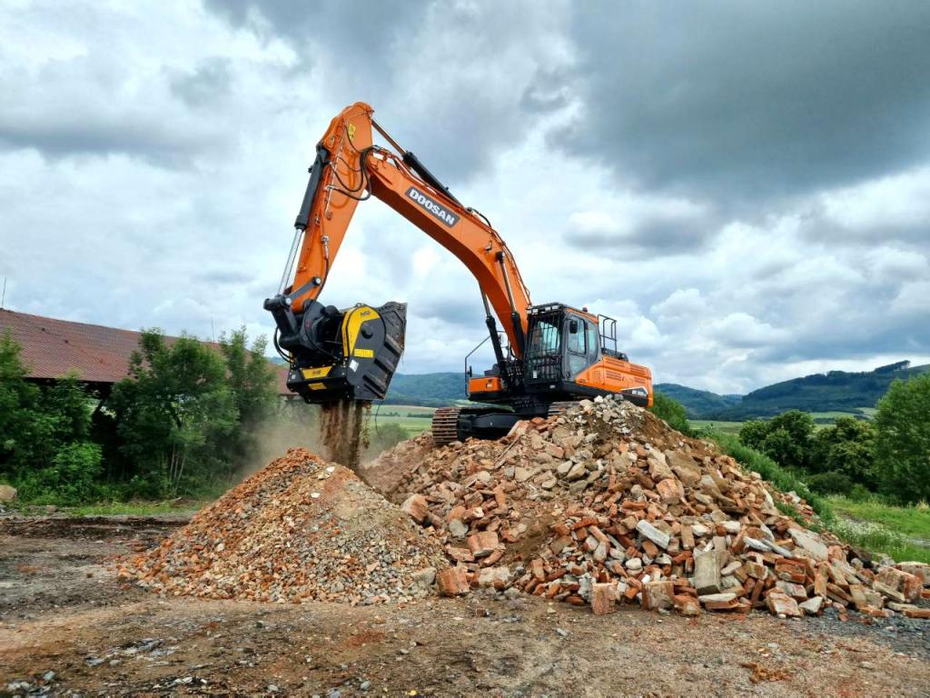 MB CRUSHER BF120.4 Foto 2