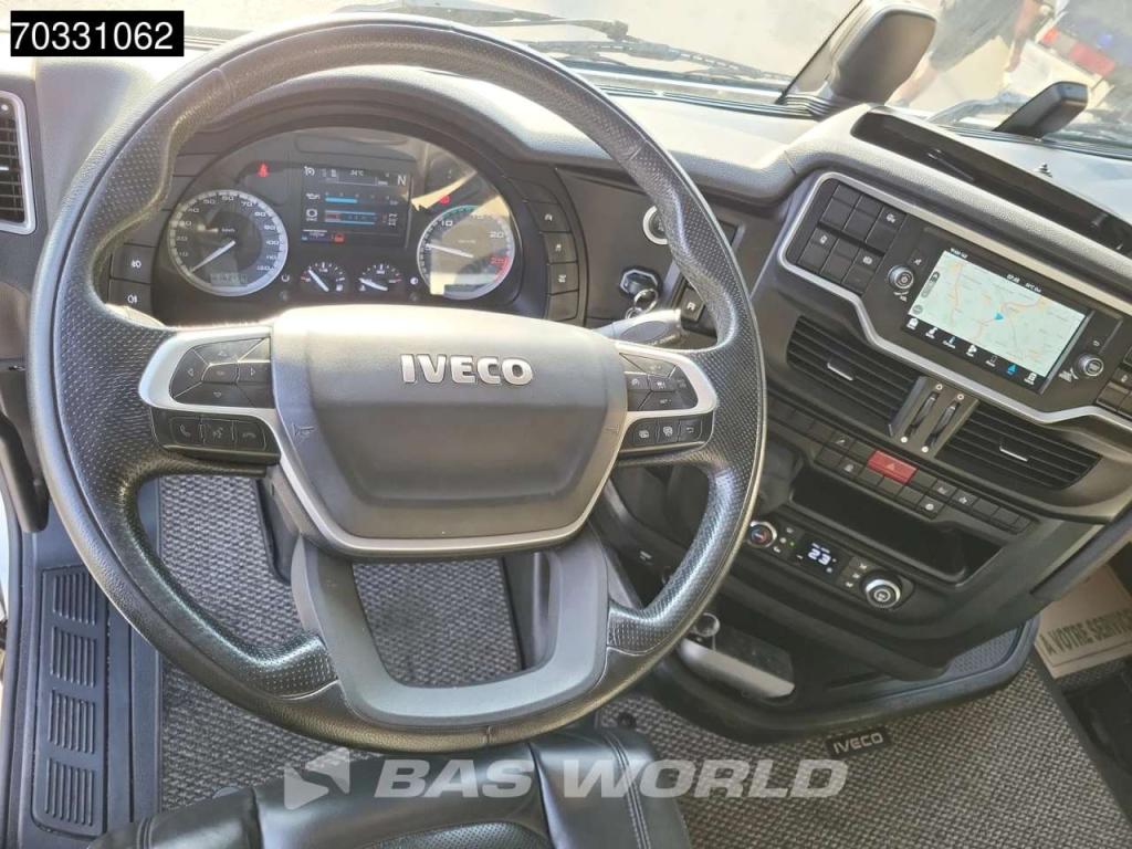 Iveco X-Way 570 6X4 Retarder Standklima ACC Navi Leder Foto 23