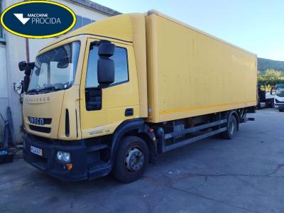 Iveco EUROCARGO CUBE 120E28P vendida por Procida Macchine S.r.l.
