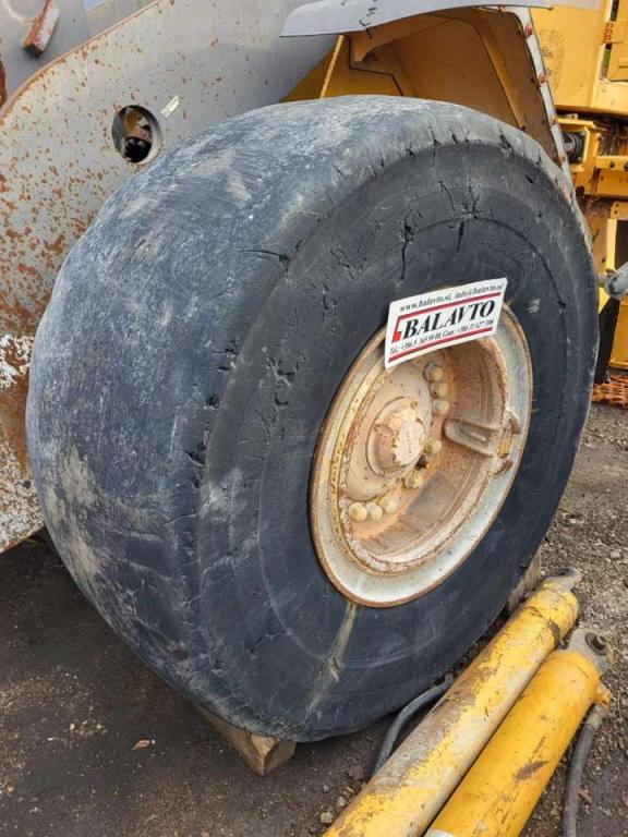 Volvo rims VOE11020575 for Volvo L110E, L120C, L120D, L120E Foto 2