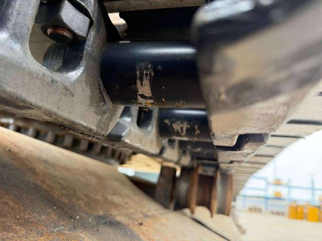 Caterpillar 329E L - NEW CHAINS AND TRACKS Foto 15