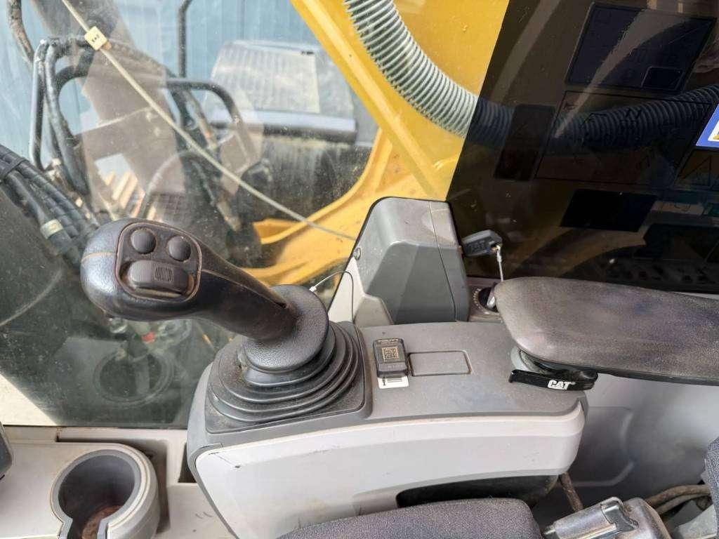 Caterpillar 329E L - NEW CHAINS AND TRACKS Foto 24