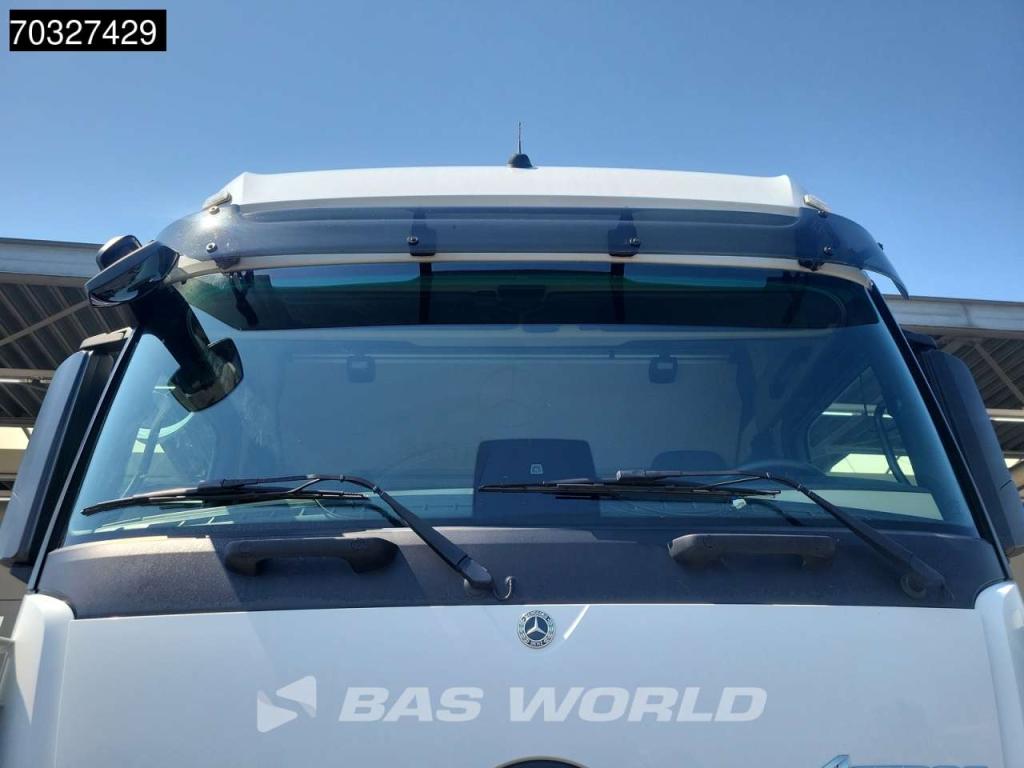 Mercedes-Benz Actros 1851 4X2 BigSpace 2x Tanks Standklima Foto 9