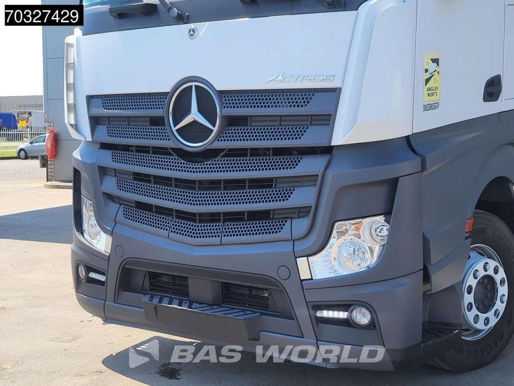 Mercedes Actros 1851 4X2 BigSpace 2x Tanks Standklima Foto 10