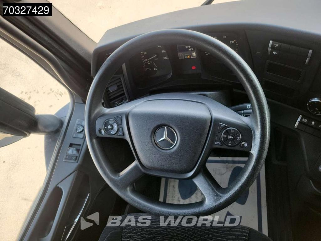Mercedes Actros 1851 4X2 BigSpace 2x Tanks Standklima Foto 24