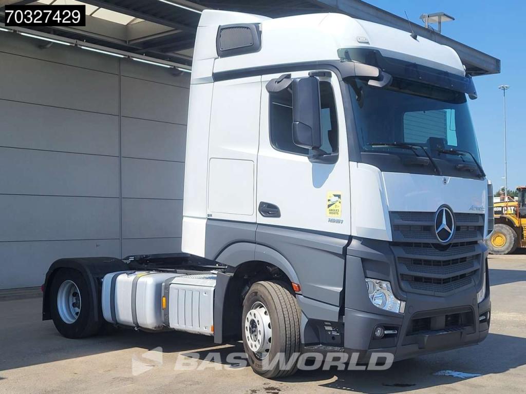 Mercedes Actros 1851 4X2 BigSpace 2x Tanks Standklima Foto 5