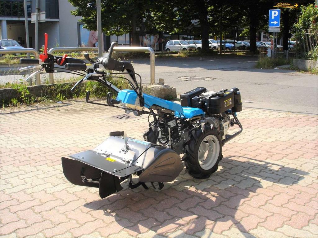 Bertolini 407 S - MOTORE EMAK DIESEL Foto 3
