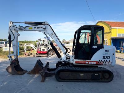 Bobcat 337 G vendida por Gruppo Movimento Terra Srl