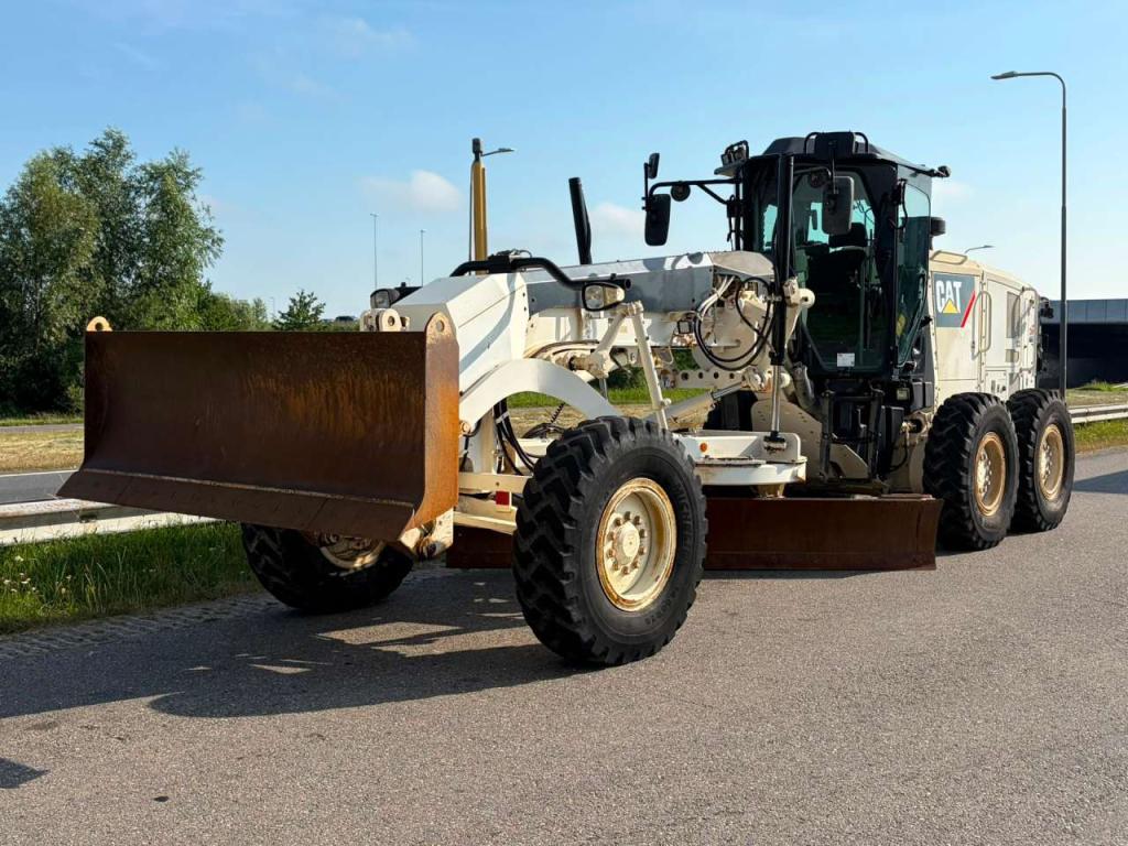 Caterpillar 120M2 Foto 2