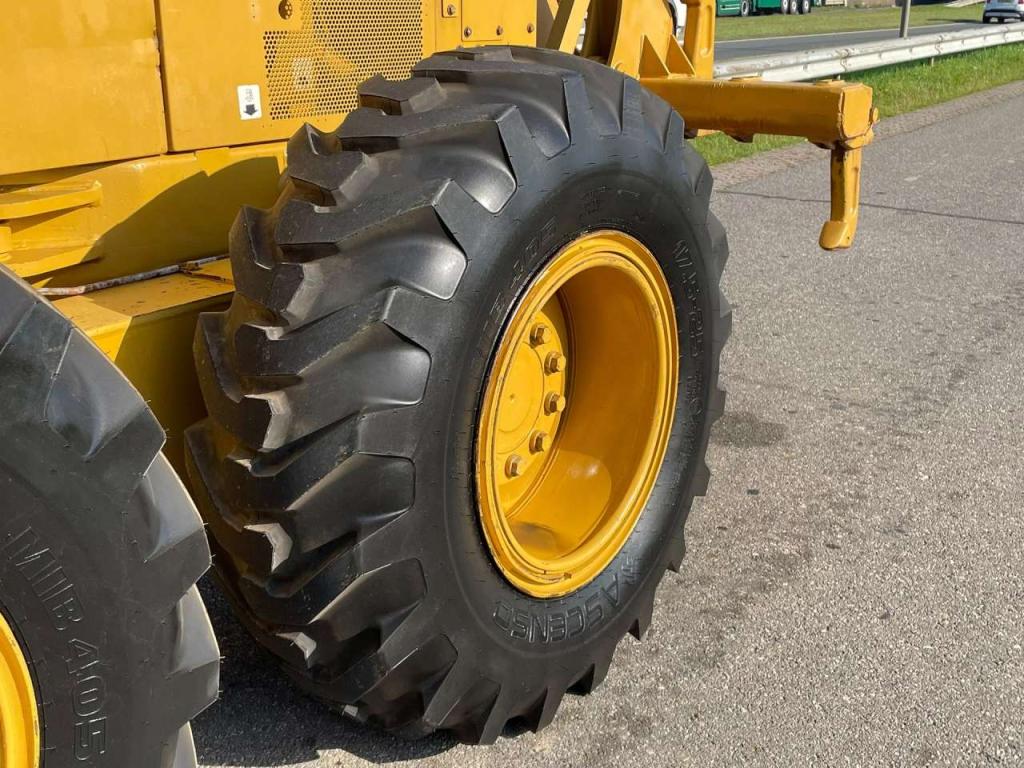Caterpillar 140k Foto 12