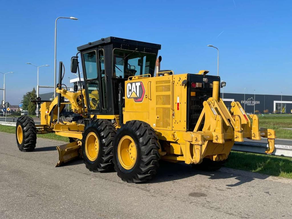 Caterpillar 140k Foto 3
