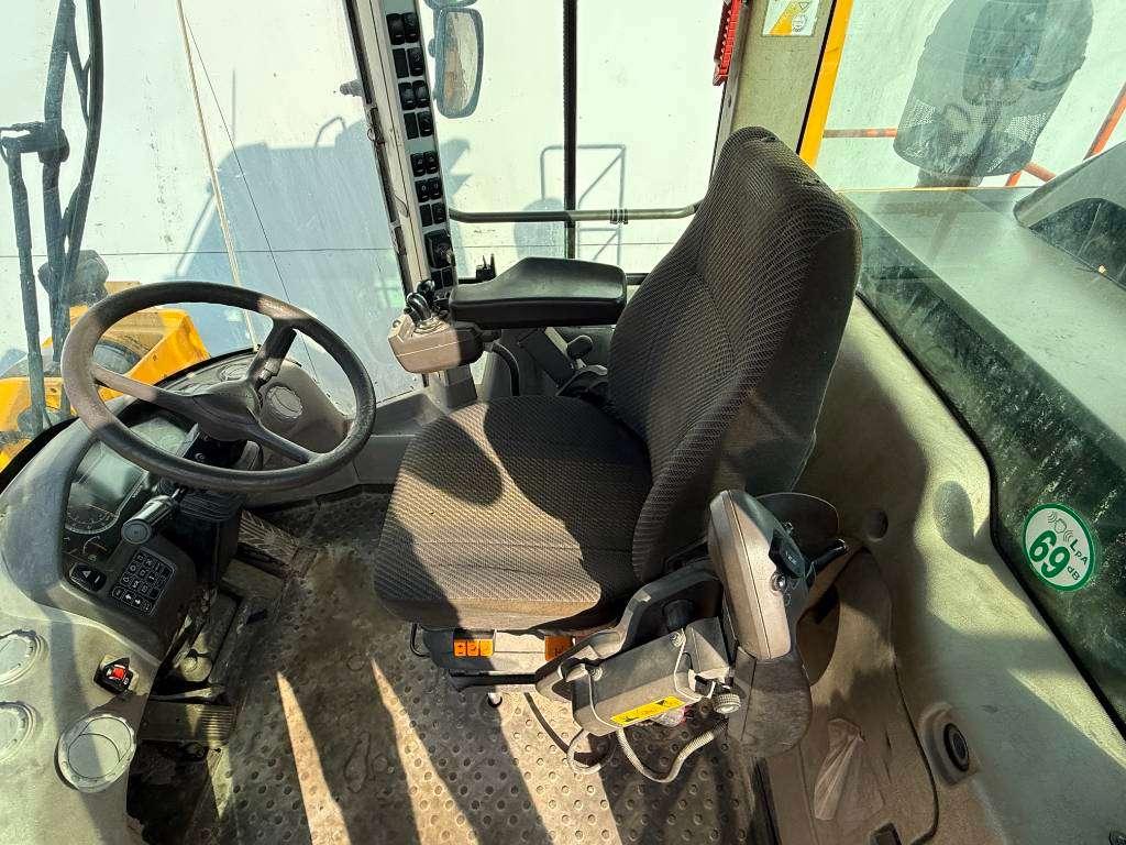 Volvo L150H - CDC Steering / Automatic Greasing Foto 8