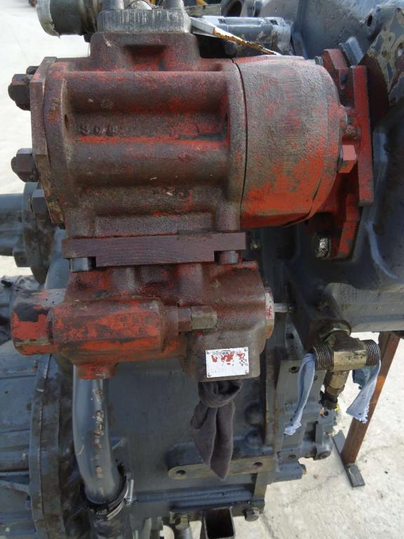 Bomba hidráulica para Fiat Kobelco W270 Foto 1