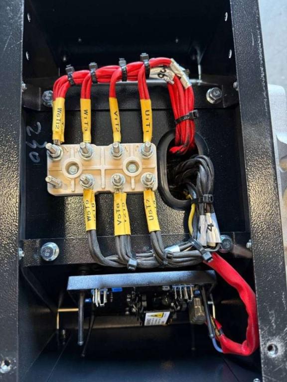 DPX CJ184G - 31 kVA Alternator - DPX-33902 Grupo electrógeno Foto 6